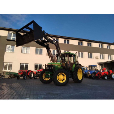  Трактор John Deere 6300 
