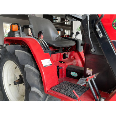 Mitsubishi MT 155