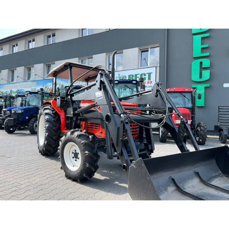 Kubota L1-455 Front