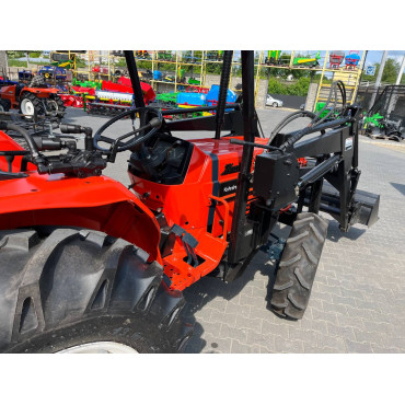 Kubota L1-455 Front