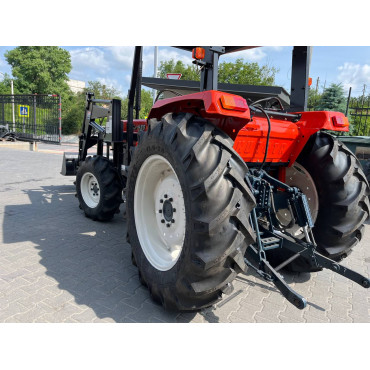 Kubota L1-455 Front