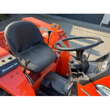 Kubota L-1 235