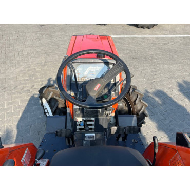Kubota L-1 235