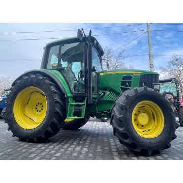 John Deere 6230