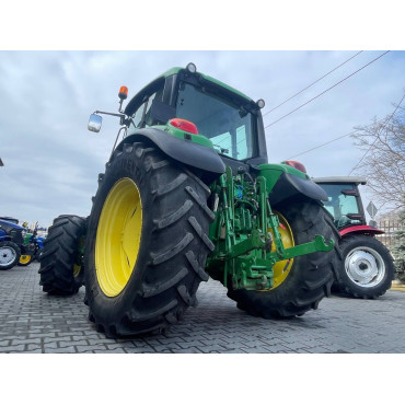 John Deere 6230