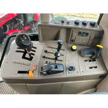 John Deere 6230