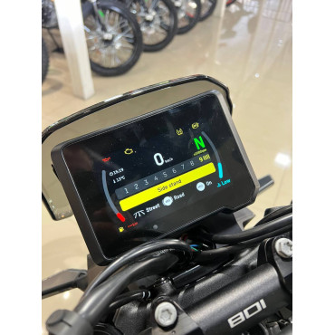 Мотоцикл Husqvarna Svartpilen 801