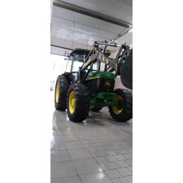 John Deere 2850