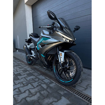 Мотоцикл KOVE 350RR