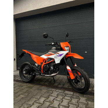 Мотоцикл KTM 390 SMC R