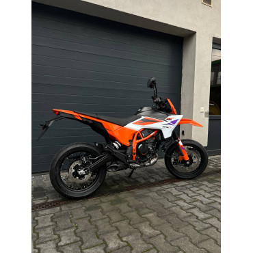 Мотоцикл KTM 390 SMC R