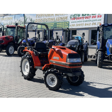 Kubota Aste-175