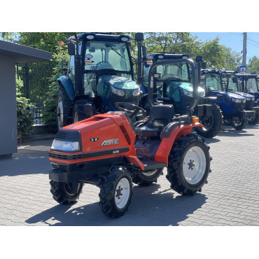 Kubota Aste-175