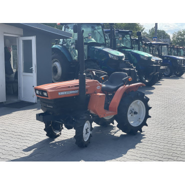 Kubota B1500