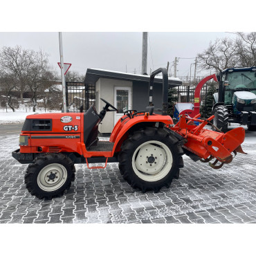 Kubota GT-3 