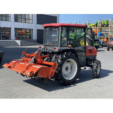 Kubota KT-27