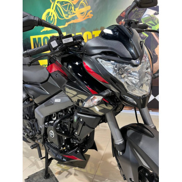 Мотоцикл BAJAJ Pulsar NS200
