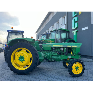 JOHN DEERE 1020