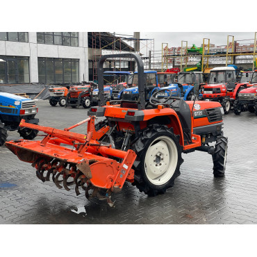 Kubota GT-21